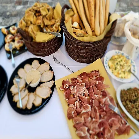 Manor In Marche With Pool Near Adriatic *